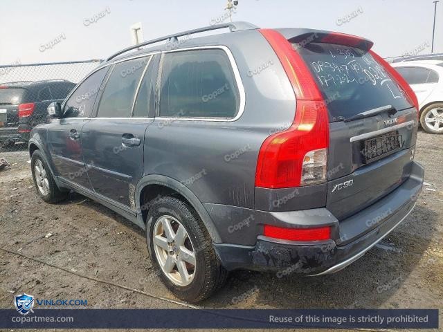 Auction photo