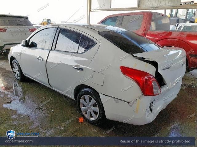 Auction photo