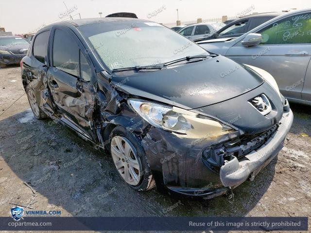 Auction photo