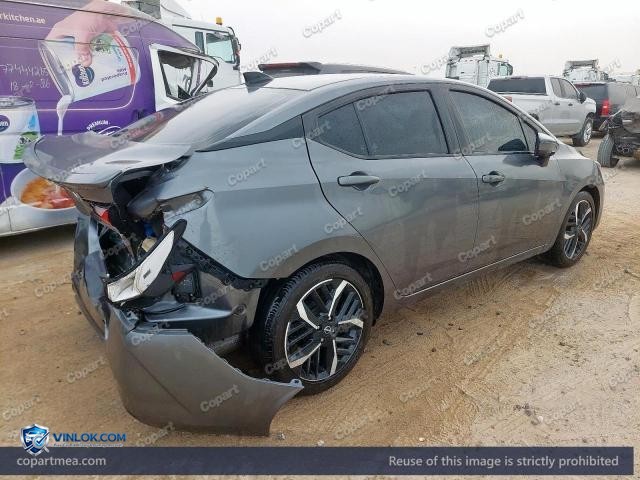 Auction photo