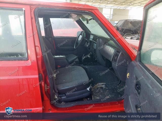 Auction photo