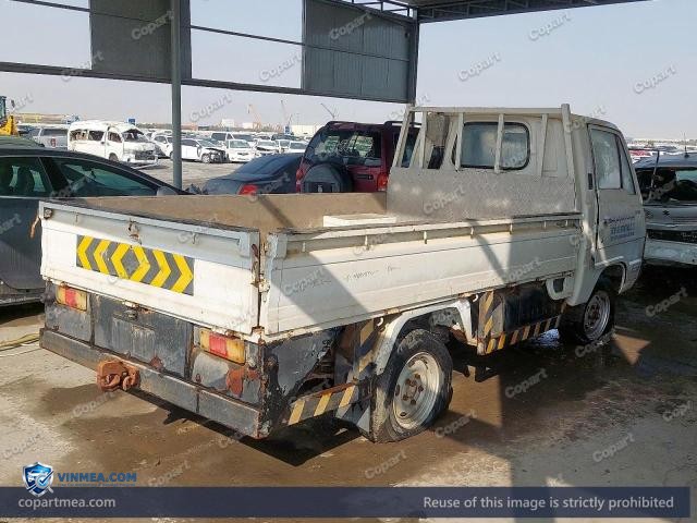 Auction photo