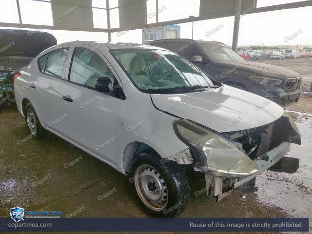 Auction photo