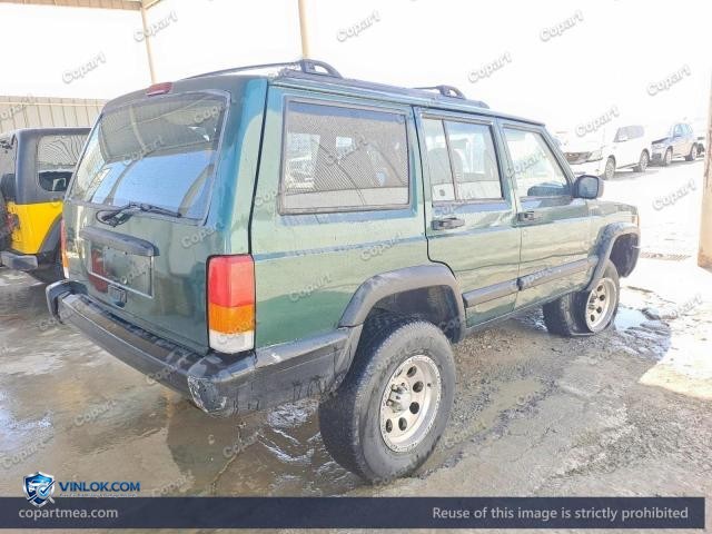 Auction photo