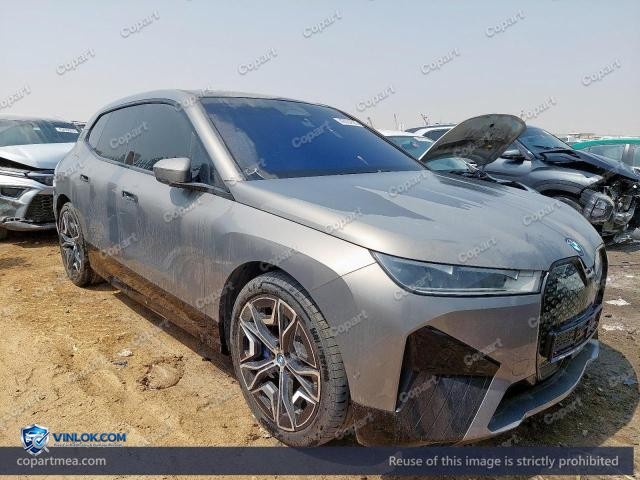 Auction photo