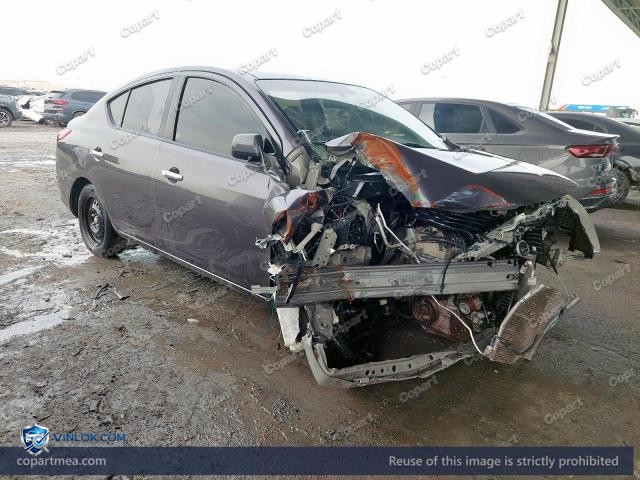 Auction photo