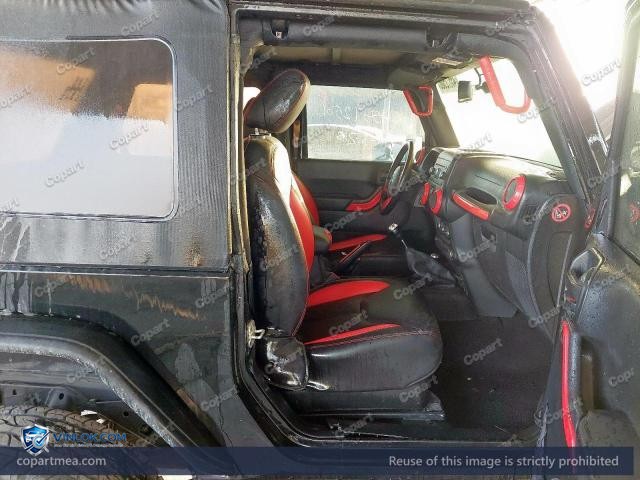 Auction photo