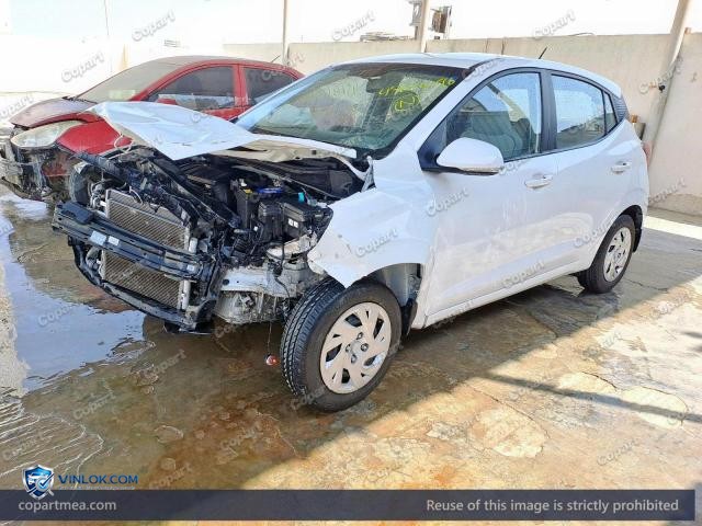 Auction photo