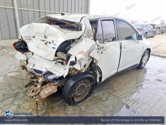 Auction photo