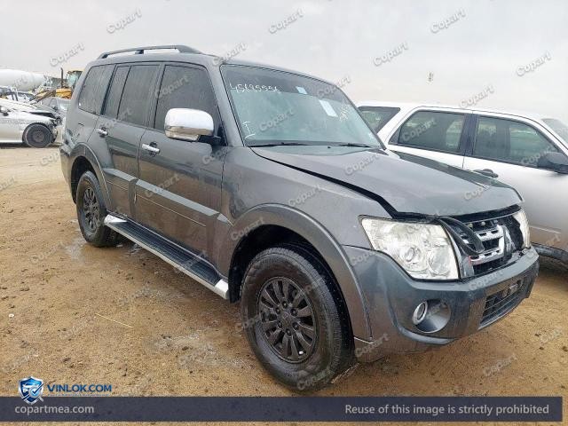 Auction photo