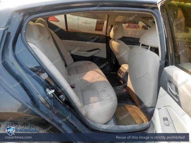 Auction photo