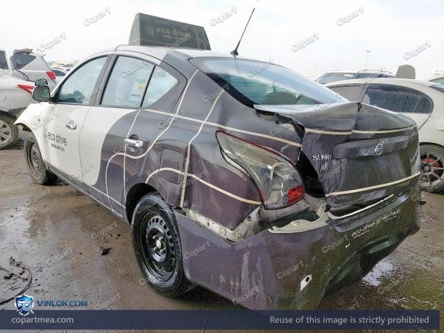 Auction photo