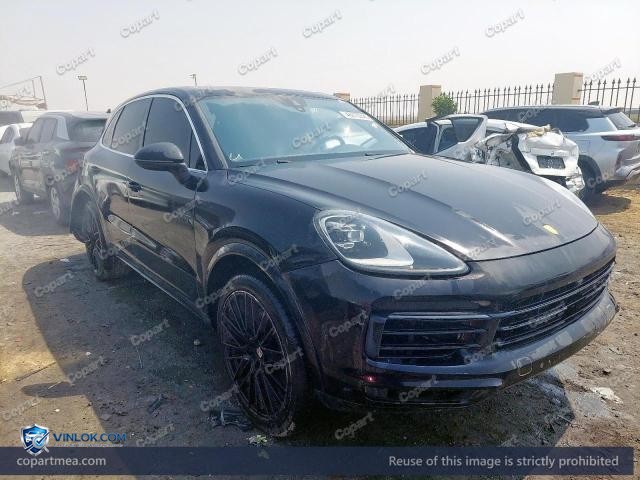 Auction photo