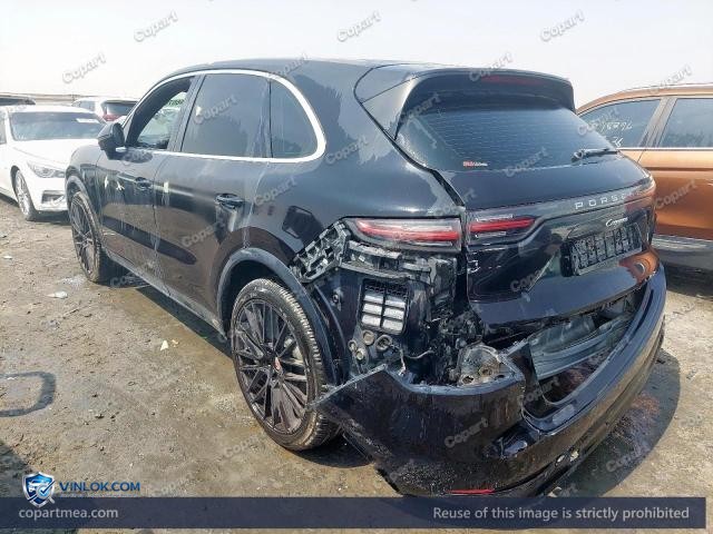 Auction photo