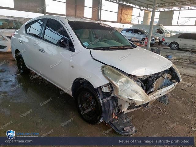Auction photo