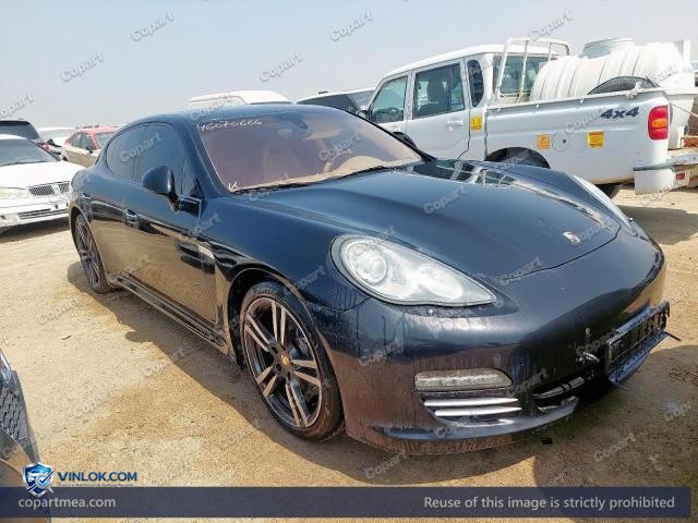 Auction photo