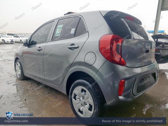 Auction photo