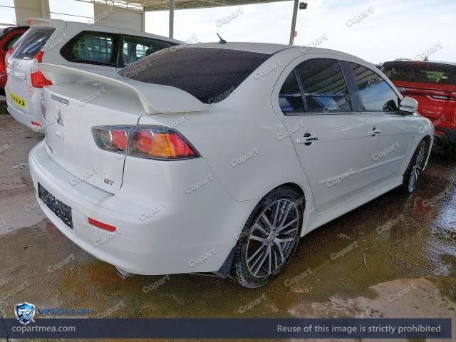 Auction photo
