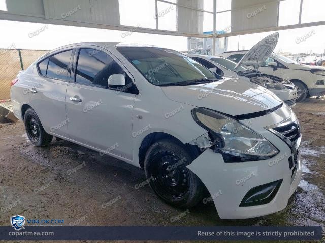 Auction photo