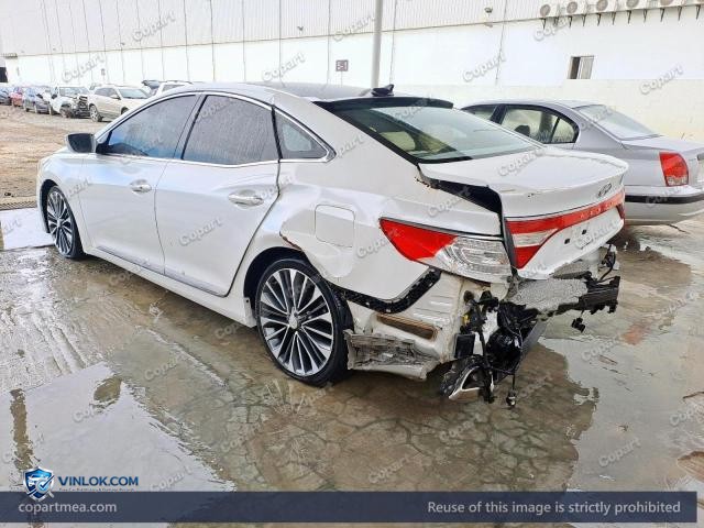 Auction photo