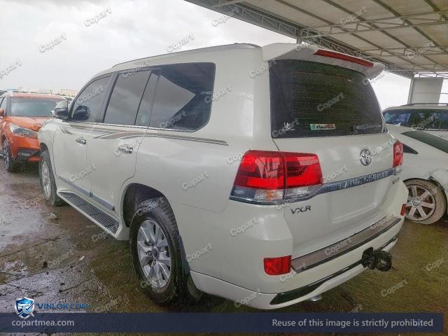 Auction photo