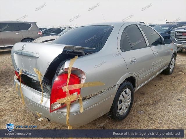 Auction photo