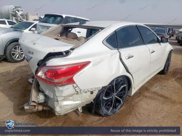 Auction photo