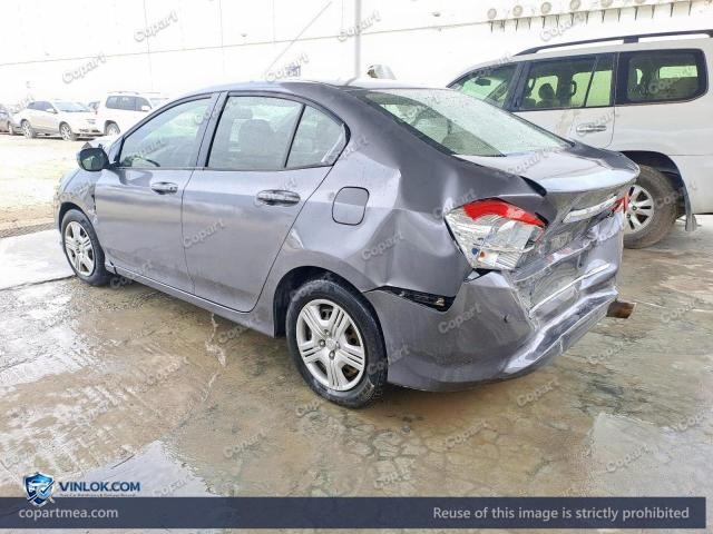 Auction photo