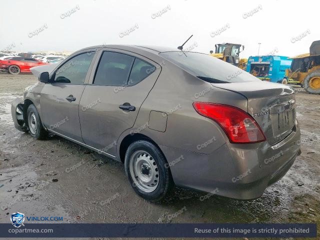 Auction photo