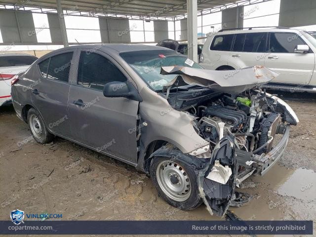 Auction photo