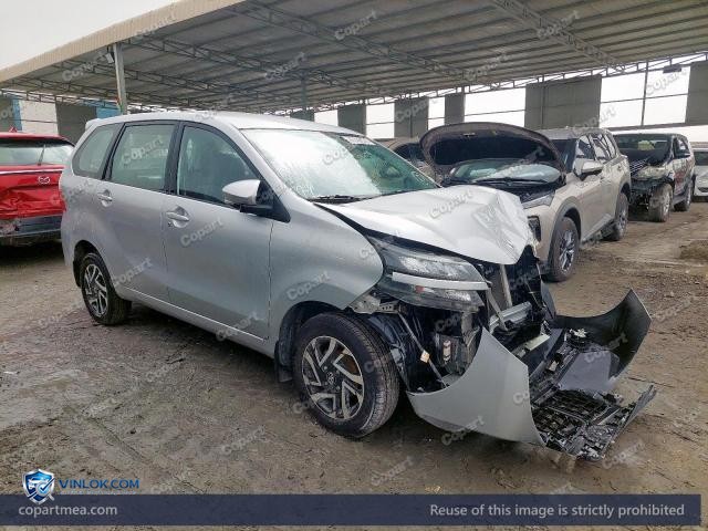 Auction photo