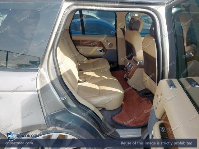 Auction photo