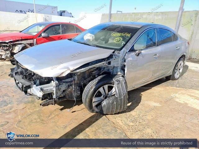 Auction photo
