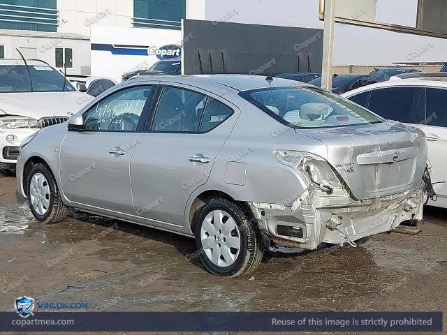 Auction photo
