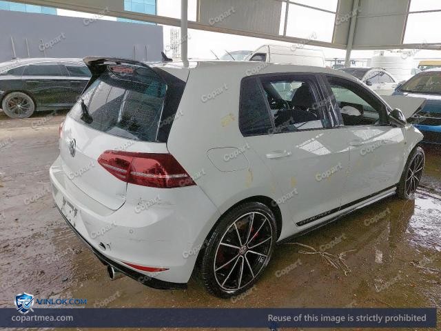 Auction photo