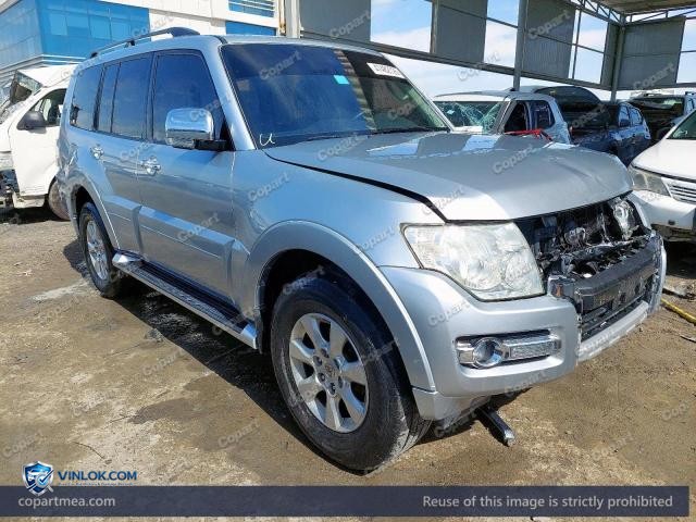 Auction photo