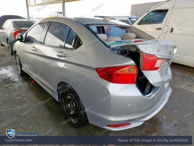 Auction photo