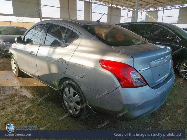 Auction photo
