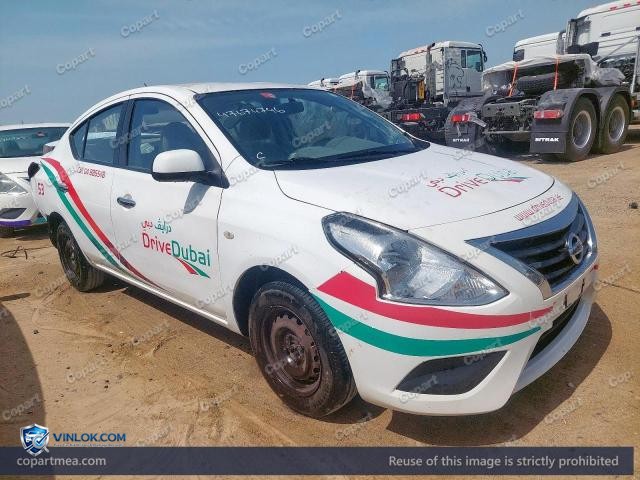 Auction photo