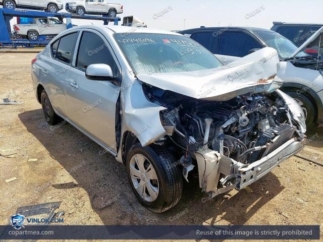 Auction photo