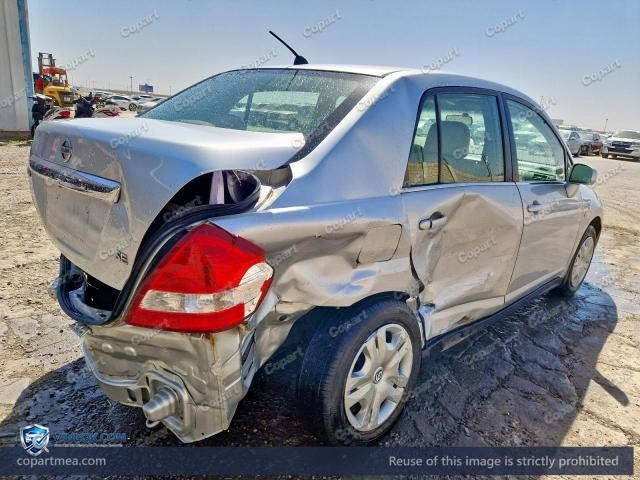 Auction photo