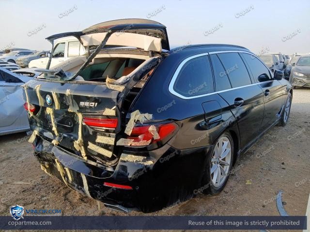 Auction photo