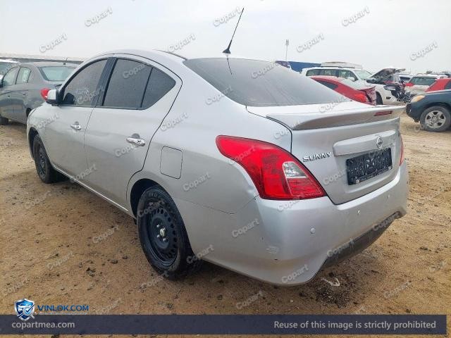 Auction photo