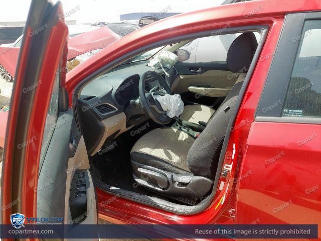 Auction photo