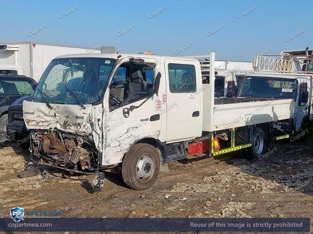 Auction photo