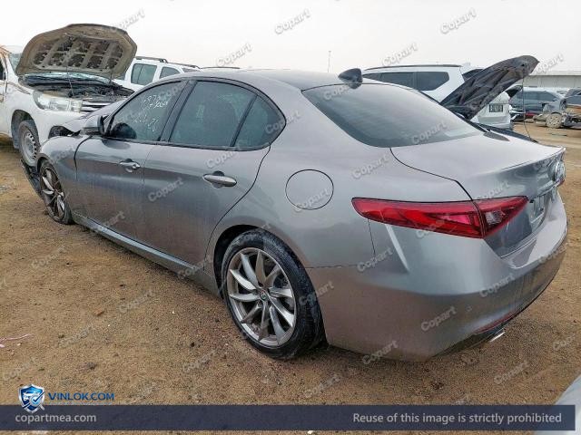 Auction photo