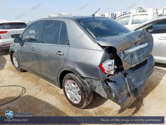 Auction photo