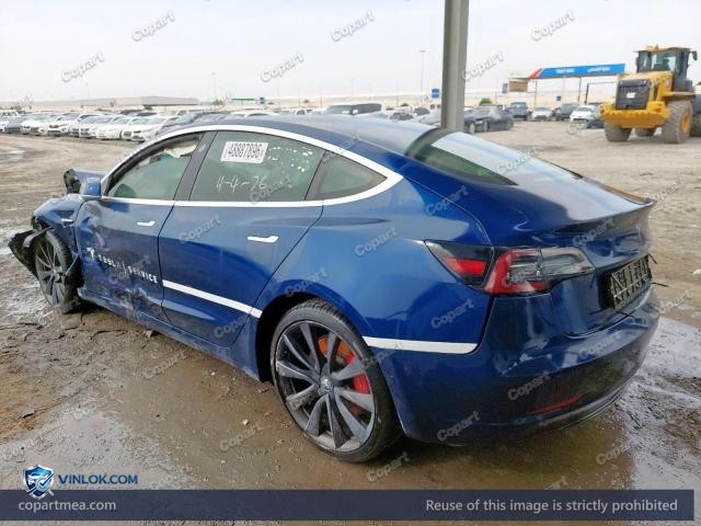 Auction photo