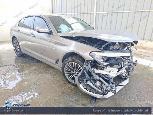 Auction photo