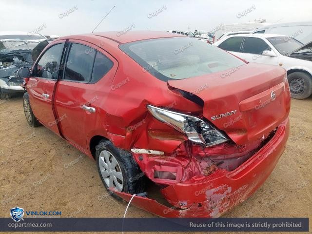 Auction photo